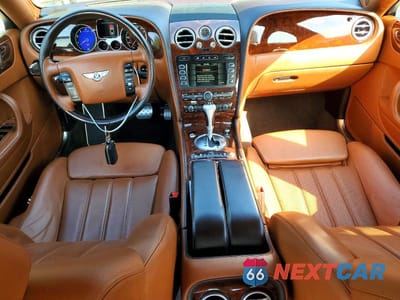 Zdjęcie 8 z 12 samochodu: 2006 BENTLEY CONTINENTAL FLYING SPUR VIN:SCBBR53W46C032763 - miniatura