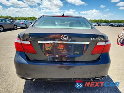 Zdjęcie 6 z 12 samochodu: 2007 LEXUS LS 460L VIN:JTHGL46F775011484 - miniatura