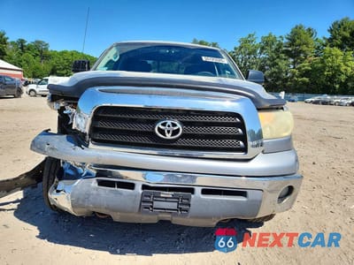 Piąte zdjęcie samochodu w środku: 2008 TOYOTA TUNDRA SR5 VIN:5TBBT54158S458781 - miniatura