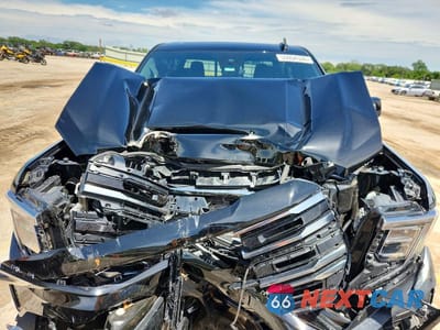 Zdjęcie 11 z 12 samochodu: 2025 GMC SIERRA K1500 AT4 VIN:3GTUUEEL4SG307305 - miniatura