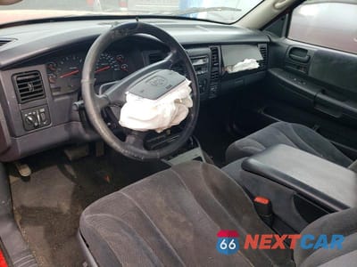Zdjęcie 8 z 12 samochodu: 2004 DODGE DAKOTA SPORT VIN:1D7GL32N24S708735 - miniatura