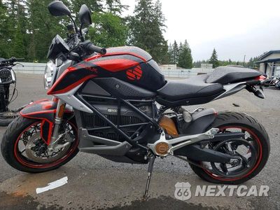 Trzecie zdjęcie samochodu z tyłu: 2022 ZERO MOTORCYCLES INC SR/F VIN:538ZFDZ77NCK19855 - miniatura