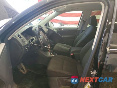 Zdjęcie 7 z 12 samochodu: 2014 VOLKSWAGEN TIGUAN S VIN:WVGBV3AX2EW596073 - miniatura