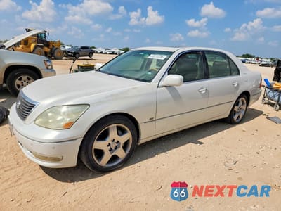 2004 LEXUS LS 430 JTHBN36F640162324 - główne zdjęcie licytacji z USA - miniatura