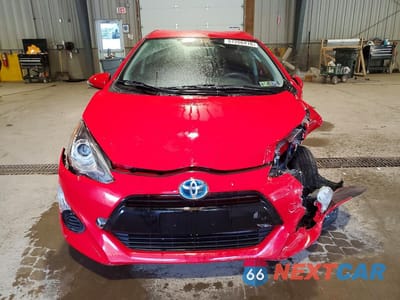 Piąte zdjęcie samochodu w środku: 2015 TOYOTA PRIUS C TWO VIN:JTDKDTB35F1091212 - miniatura