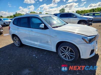 Czwarte zdjęcie samochodu z boku: 2017 BMW X3 XDRIVE28I VIN:5UXWX9C56H0T10553 - miniatura