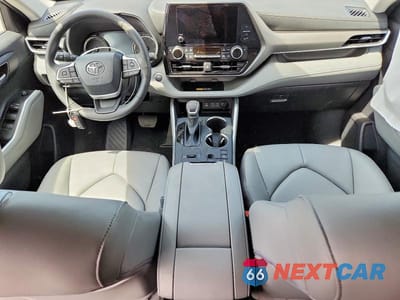 Zdjęcie 8 z 12 samochodu: 2026 TOYOTA HIGHLANDER HYBRID XLE VIN:5TDKBRCH4TS723442 - miniatura