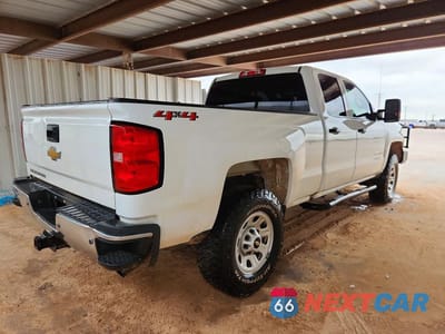 Trzecie zdjęcie samochodu z tyłu: 2019 CHEVROLET SILVERADO K2500 HEAVY DUTY VIN:2GC2KREG2K1165536 - miniatura