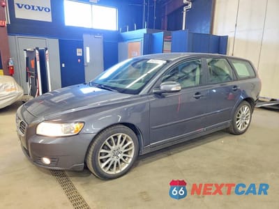 2010 VOLVO V50 2.4I YV1382MW8A2532693 - główne zdjęcie licytacji z USA - miniatura