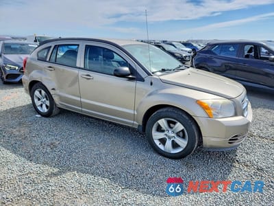 Czwarte zdjęcie samochodu z boku: 2010 DODGE CALIBER SXT VIN:1B3CB4HA3AD532995 - miniatura