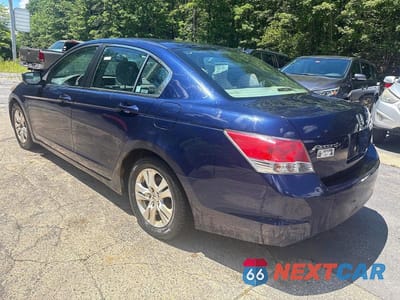 Trzecie zdjęcie samochodu z tyłu: 2008 HONDA ACCORD LXP VIN:1HGCP26418A085775 - miniatura