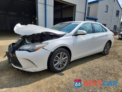 2017 TOYOTA CAMRY 4T1BF1FK8HU450968 - główne zdjęcie licytacji z USA - miniatura