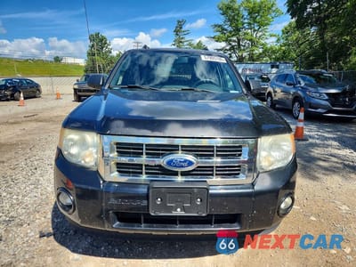 Piąte zdjęcie samochodu w środku: 2011 FORD ESCAPE XLT VIN:1FMCU0DG3BKA79899 - miniatura