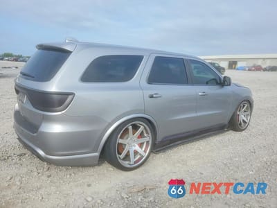 Trzecie zdjęcie samochodu z tyłu: 2018 DODGE DURANGO SRT VIN:1C4SDJGJ1JC261199 - miniatura
