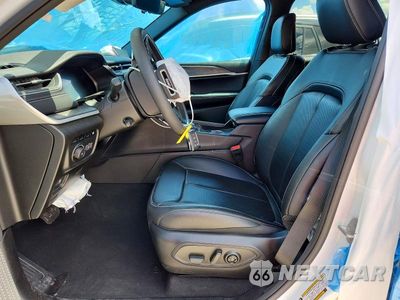 Zdjęcie 7 z 14 samochodu: 2025 JEEP GRAND CHEROKEE 4XE VIN:1C4RJYB64S8690635 - miniatura