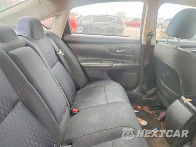 Zdjęcie 10 z 12 samochodu: 2016 NISSAN ALTIMA 2.5 S VIN:1N4AL3AP0GN314257 - miniatura