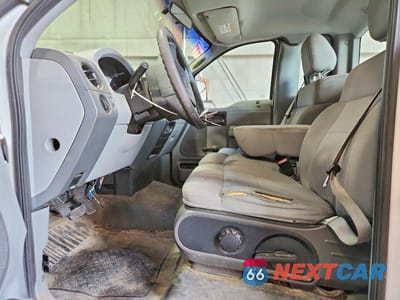 Zdjęcie 7 z 12 samochodu: 2005 FORD F150 VIN:1FTRF12W55NB11103 - miniatura