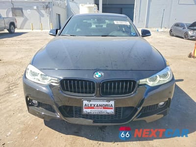 Piąte zdjęcie samochodu w środku: 2018 BMW 330 XI VIN:WBA8D9G5XJNU66985 - miniatura