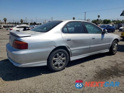 Trzecie zdjęcie samochodu z tyłu: 2001 ACURA 3.2TL VIN:19UUA56741A019793 - miniatura