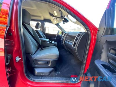 Piąte zdjęcie samochodu w środku: 2016 RAM 1500 ST VIN:1C6RR7FT4GS123183 - miniatura