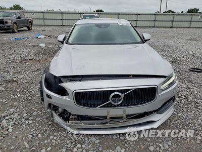 Piąte zdjęcie samochodu w środku: 2018 VOLVO S90 T5 MOMENTUM VIN:LVY102MK5JP056383 - miniatura