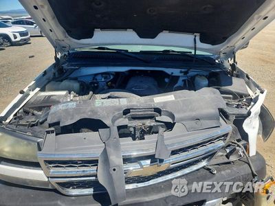 Zdjęcie 11 z 12 samochodu: 2005 CHEVROLET SILVERADO K2500 HEAVY DUTY VIN:1GCHK29U75E269945 - miniatura