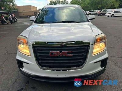 Piąte zdjęcie samochodu w środku: 2017 GMC TERRAIN SLE VIN:2GKFLSEK8H6121583 - miniatura