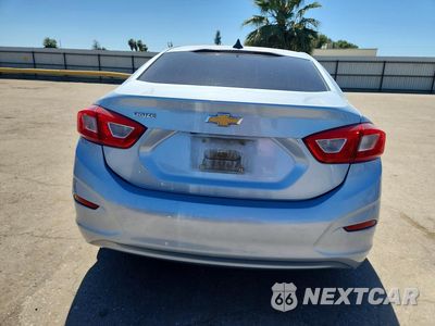 Zdjęcie 6 z 12 samochodu: 2018 CHEVROLET CRUZE LS VIN:1G1BC5SM1J7174660 - miniatura