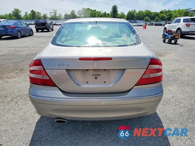 Zdjęcie 6 z 12 samochodu: 2005 MERCEDES-BENZ CLK 320C VIN:WDBTJ65J95F128626 - miniatura