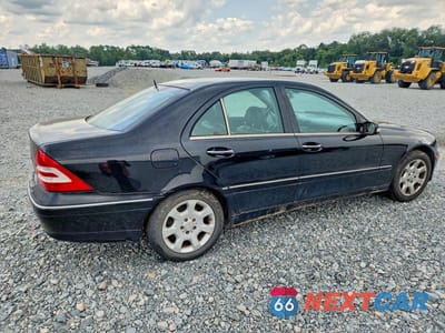 Trzecie zdjęcie samochodu z tyłu: 2005 MERCEDES-BENZ C 240 VIN:WDBRF61J65A724744 - miniatura