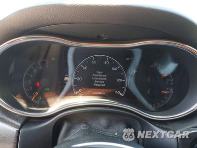 Zdjęcie 9 z 14 samochodu: 2017 JEEP GRAND CHEROKEE VIN:1C4RJFBG0HC942786 - miniatura