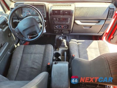 Zdjęcie 8 z 13 samochodu: 2003 JEEP WRANGLER / TJ SPORT VIN:1J4FA49S83P303570 - miniatura