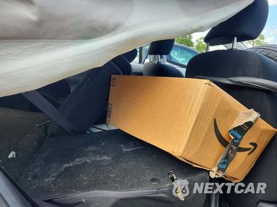Zdjęcie 11 z 13 samochodu: 2013 TOYOTA PRIUS C THREE VIN:JTDKDTB31D1545355 - miniatura