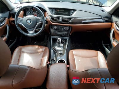 Zdjęcie 8 z 13 samochodu: 2013 BMW X1 XDRIVE28I VIN:WBAVL1C57DVR87387 - miniatura