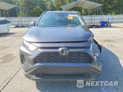 Piąte zdjęcie samochodu w środku: 2025 TOYOTA RAV4 XLE VIN:2T3W1RFV4SC344946 - miniatura