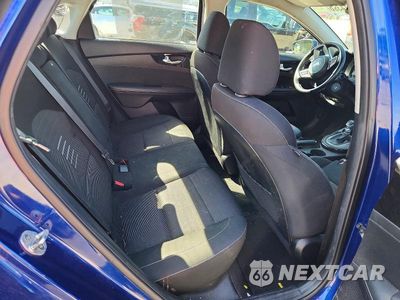 Zdjęcie 10 z 12 samochodu: 2019 KIA FORTE VIN:3KPF34AD7KE042122 - miniatura