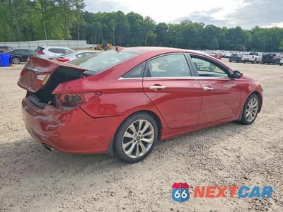 Trzecie zdjęcie samochodu z tyłu: 2013 HYUNDAI SONATA SE VIN:5NPEC4AC5DH551921 - miniatura