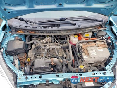Zdjęcie 11 z 12 samochodu: 2013 TOYOTA PRIUS C THREE VIN:JTDKDTB32D1043986 - miniatura