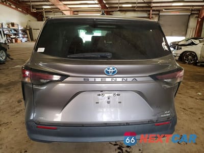 Zdjęcie 6 z 14 samochodu: 2024 TOYOTA SIENNA XLE 7-PASSENGER VIN:5TDYSKFC1RS118806 - miniatura
