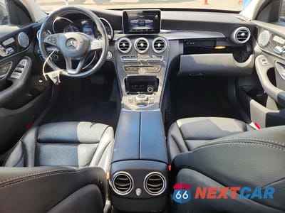 Zdjęcie 8 z 12 samochodu: 2017 MERCEDES-BENZ C 300 4MATIC VIN:55SWF4KB9HU185644 - miniatura