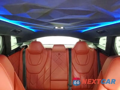Zdjęcie 10 z 13 samochodu: 2023 BMW XM VIN:5YM23CS0XP9S15459 - miniatura