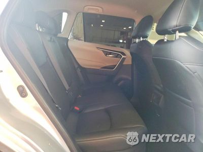 Zdjęcie 11 z 13 samochodu: 2025 TOYOTA RAV4 HYBRID XLE VIN:JTMRWRFV9SJ089531 - miniatura