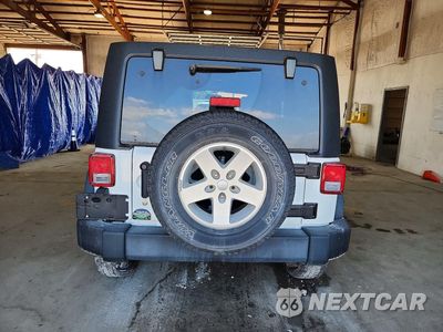 Zdjęcie 6 z 13 samochodu: 2016 JEEP WRANGLER UNLIMITED SPORT VIN:1C4BJWDGXGL152697 - miniatura