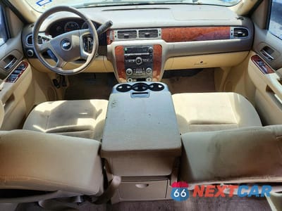 Zdjęcie 8 z 13 samochodu: 2012 CHEVROLET TAHOE C1500 LS VIN:1GNSCAE02CR326596 - miniatura