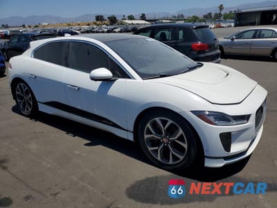 Czwarte zdjęcie samochodu z boku: 2019 JAGUAR I-PACE FIRST EDITION VIN:SADHD2S15K1F64059 - miniatura