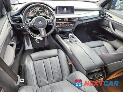 Zdjęcie 8 z 14 samochodu: 2018 BMW X5 SDRIVE35I VIN:5UXKR2C53J0X10270 - miniatura