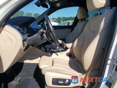 Zdjęcie 7 z 13 samochodu: 2021 BMW X3 XDRIVE30I VIN:5UXTY5C09M9F95948 - miniatura