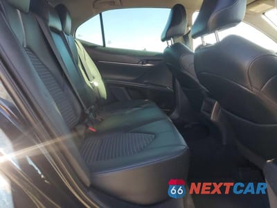 Zdjęcie 10 z 12 samochodu: 2020 TOYOTA CAMRY SE VIN:4T1G11AK3LU868648 - miniatura