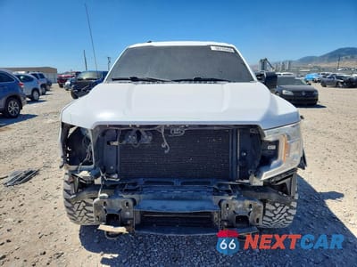 Piąte zdjęcie samochodu w środku: 2018 FORD F150 SUPERCREW VIN:1FTEW1EP3JKD33606 - miniatura
