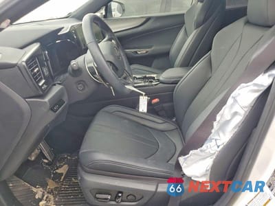 Zdjęcie 7 z 13 samochodu: 2025 LEXUS NX 450H+ F SPORT HANDLING VIN:JTJKKCFZ6S2055518 - miniatura